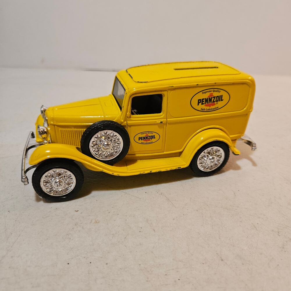 Pennzoil Replica 1932 ford delivery van bank ERTL - missing bottom stopper